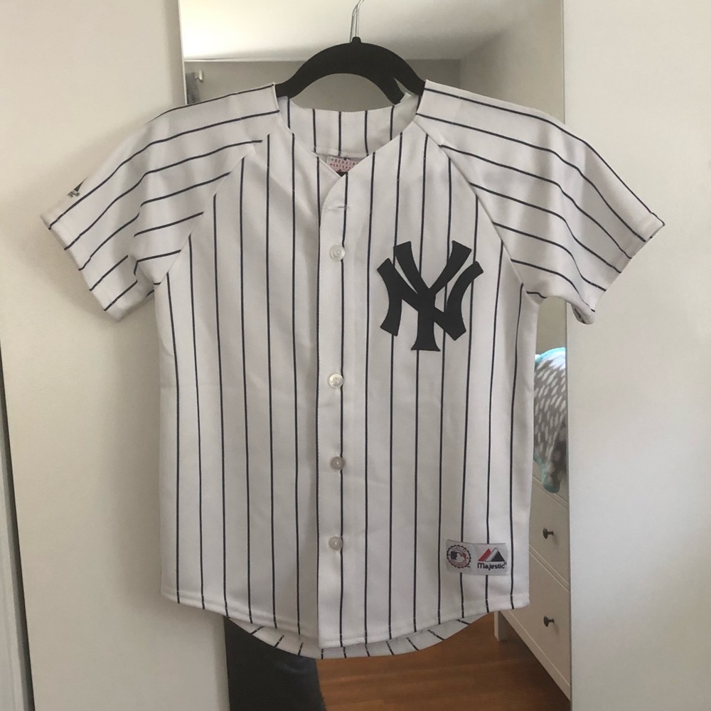 Youth Yankee Baseball Jersey - Small